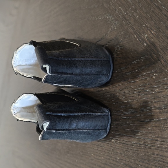 Baby bootie bundle - Picture 3 of 9